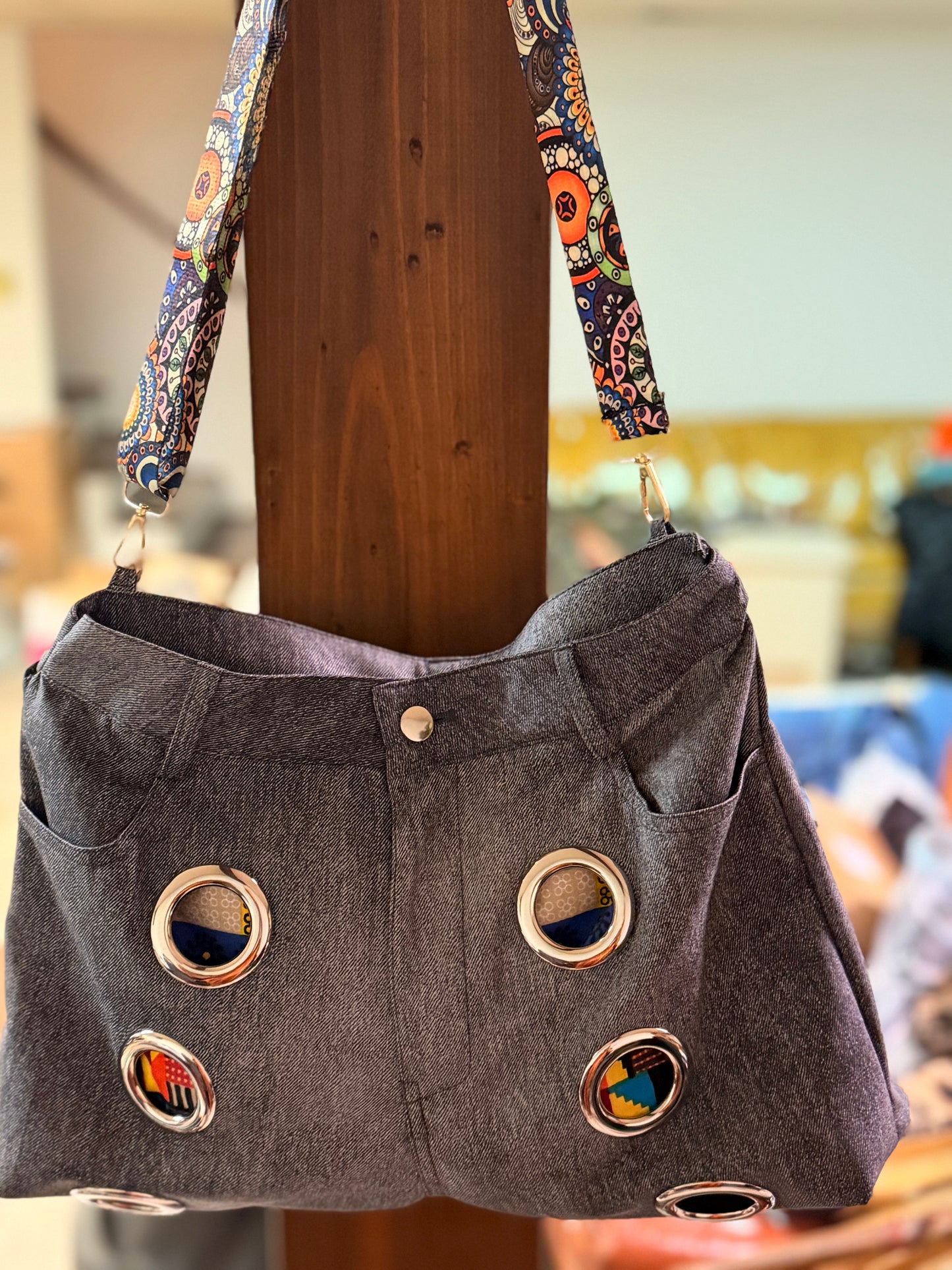 Sneak Peek Bag
