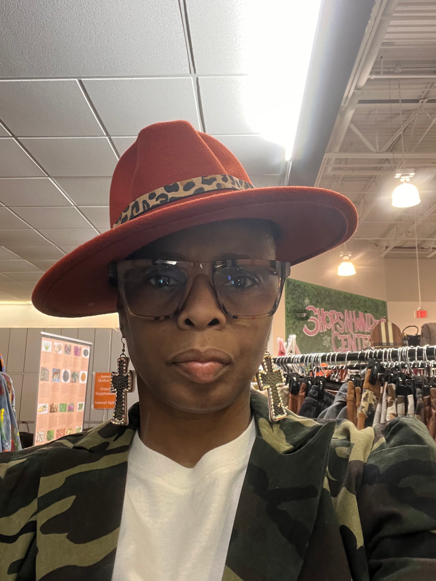 Smiley Fedora w/Leopard Trim