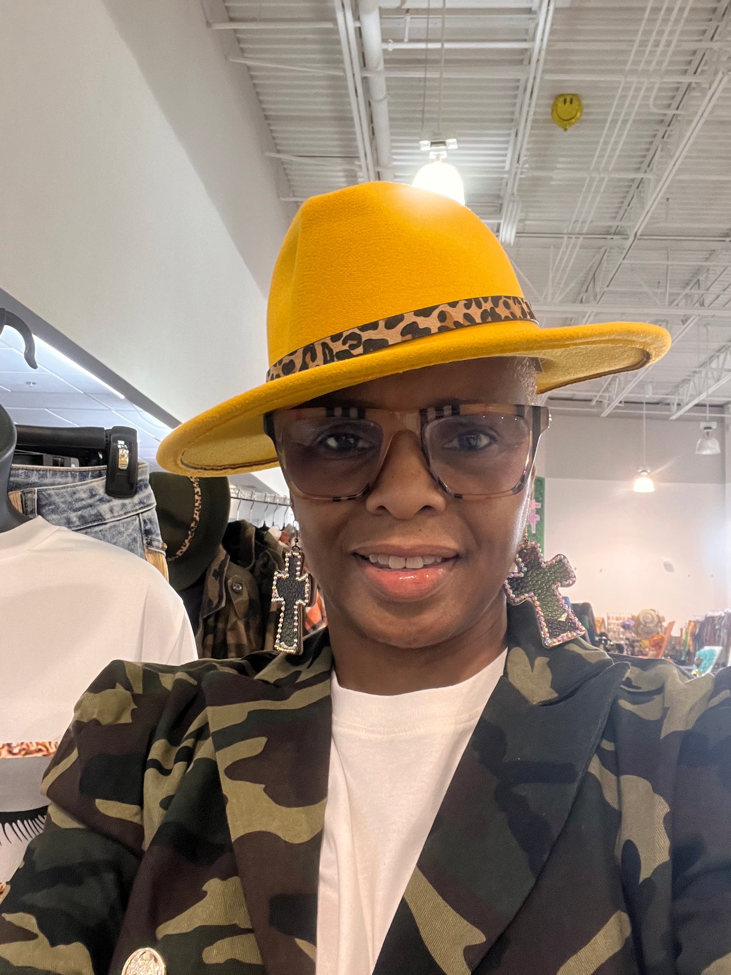 Smiley Fedora w/Leopard Trim