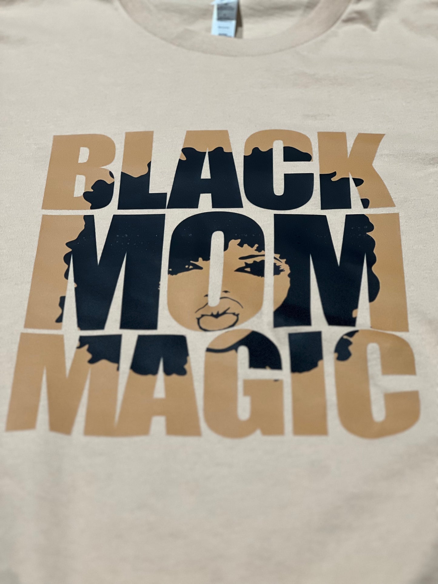 Black Mom Magic T-shirt