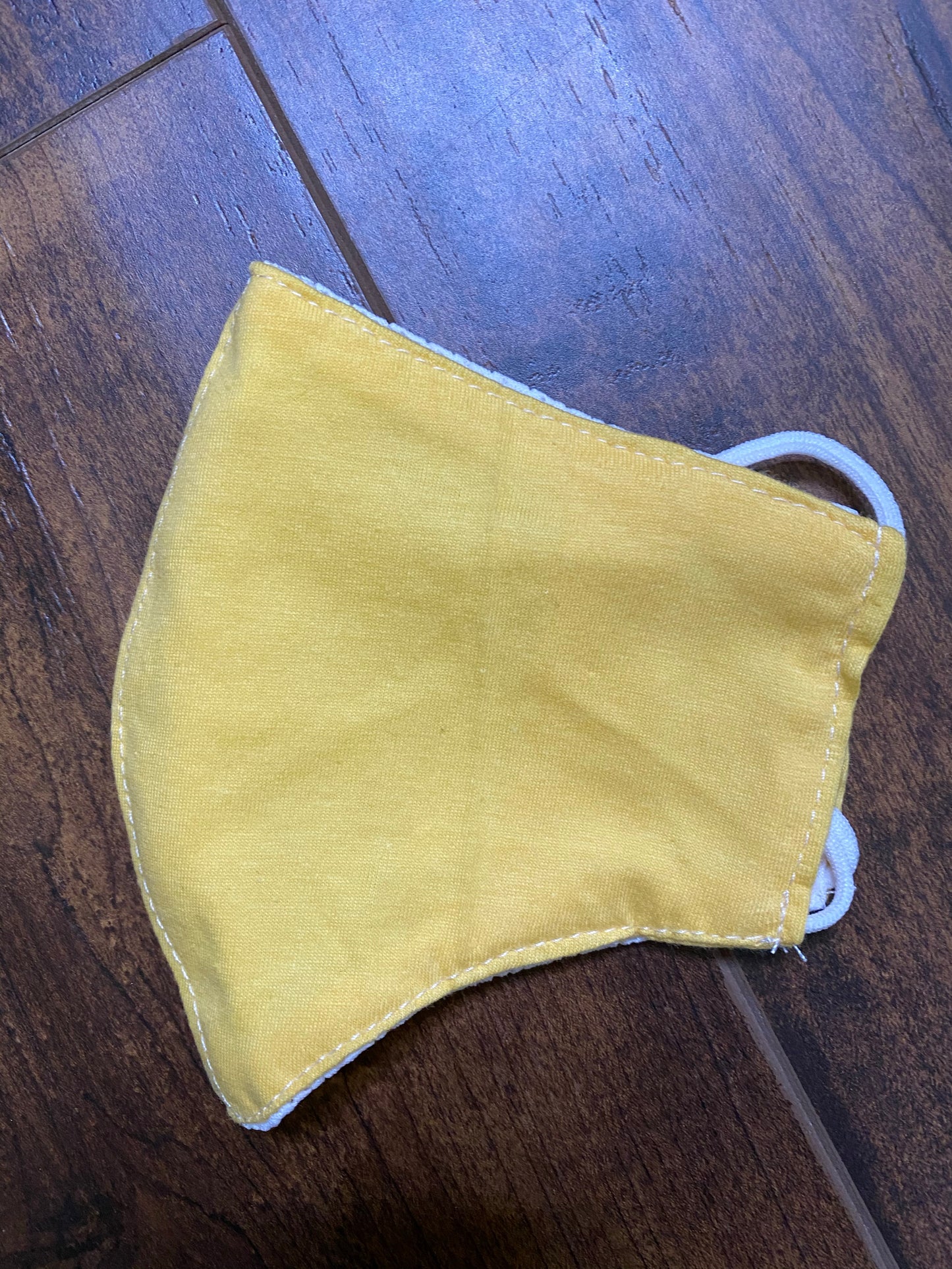 100% COTTON BREATHABLE FACE MASK WITH DISPOSABLE FILTER. ASSORTED COLORS