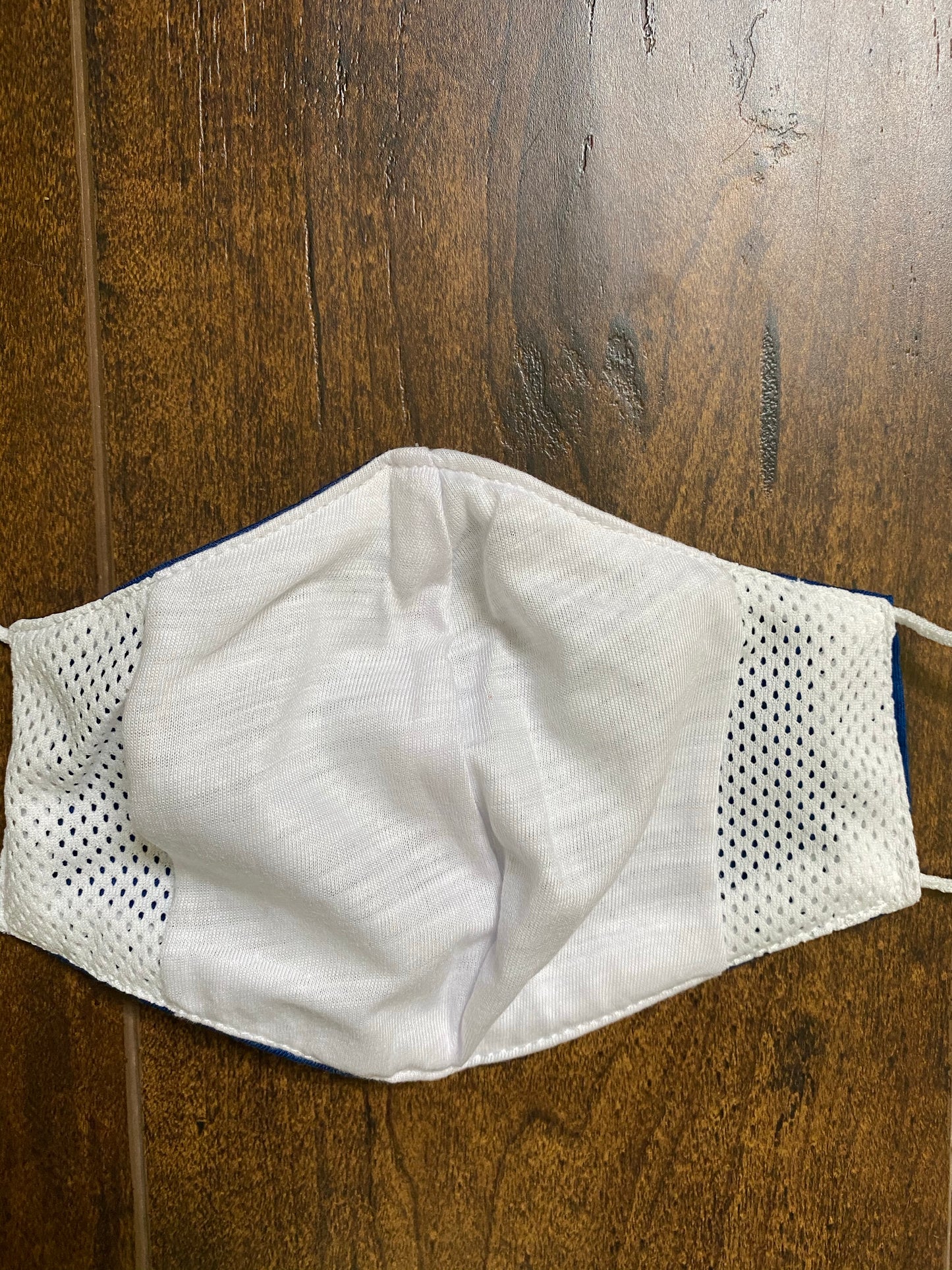 100% COTTON BREATHABLE FACE MASK WITH DISPOSABLE FILTER. ASSORTED COLORS