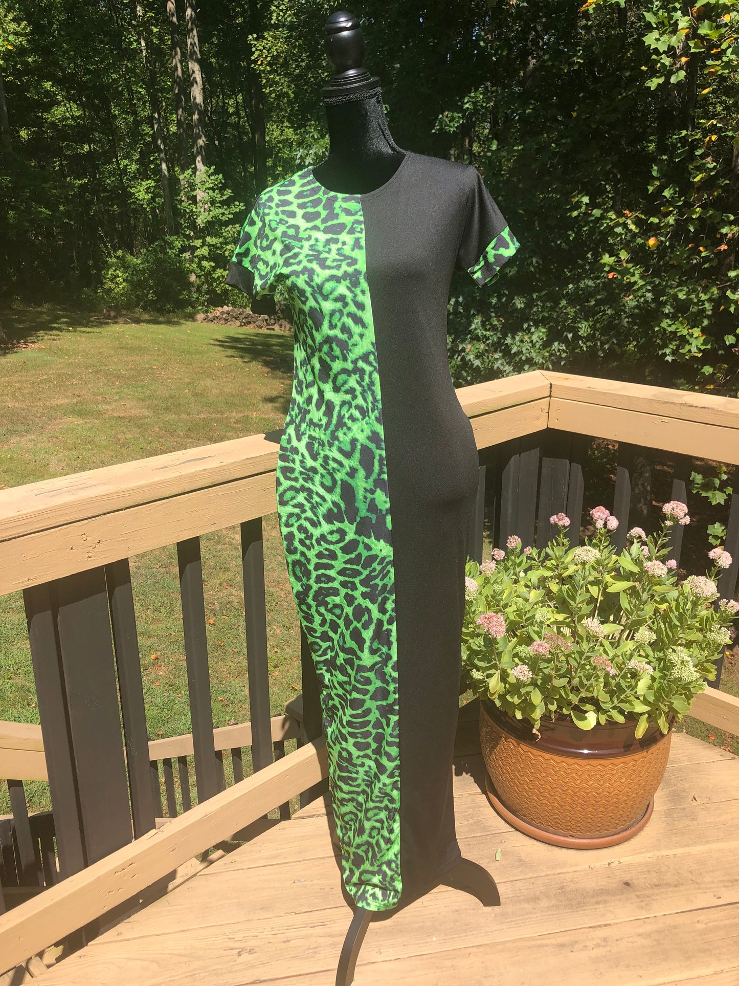 Short Sleeve Leopard Bodycon Dress