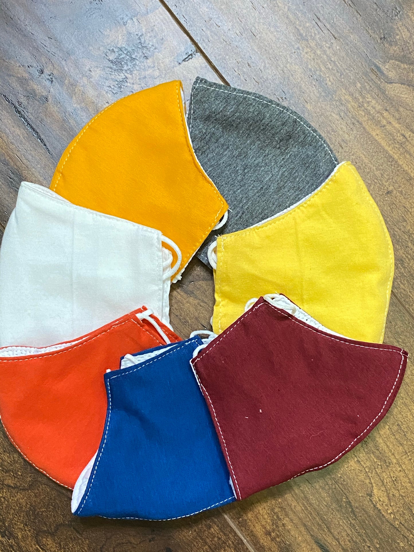 100%  COTTON BREATHABLE FACE MASK WITH DISPOSABLE FILTER. ASSORTED COLORS